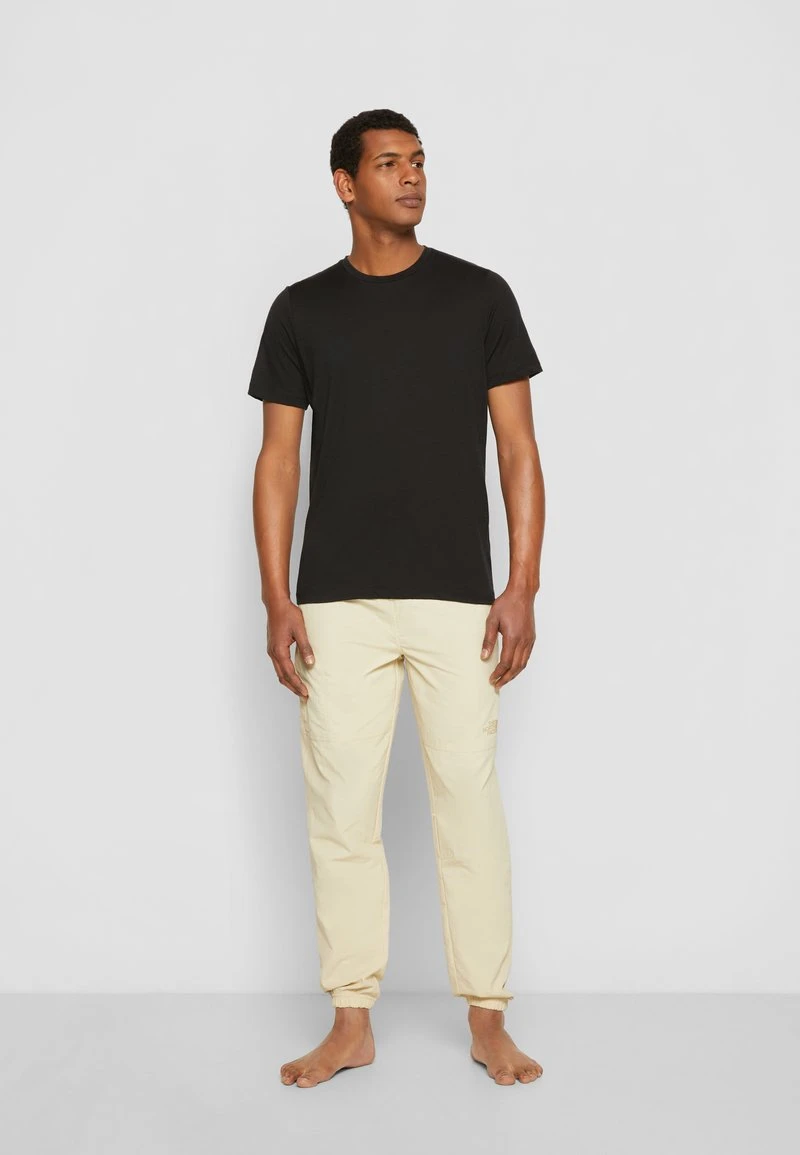 Icebreaker 100% MERINO TECH LITE II SS - T-Shirt Basic - Black 2 Icebreaker 100% MERINO TECH LITE II SS - T-Shirt Basic - Black – Bild 2