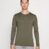 Icebreaker 100% MERINO 200 LS CREWE - Unterhemd/-shirt - Loden