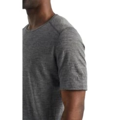 Icebreaker 200 Oasis Crewe T-Shirt Herren - Gritstone HTHR -Deutschland Icebreaker Verkaufs-Shop icebreaker mens 200 oasis crewe short sleeve shirt gritstone hthr 6 1459241