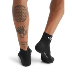 Icebreaker Run+ Ultralight Mini Socken Herren - Schwarz/Snow -Deutschland Icebreaker Verkaufs-Shop icebreaker mens run plus ultralight mini socks black snow 3 1143961