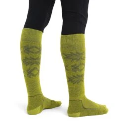 Icebreaker Ski+ Light OTC Ski Heritage Socken Herren - Bio Lime/Loden -Deutschland Icebreaker Verkaufs-Shop icebreaker mens ski plus light otc ski heritage socks bio lime loden model 2 1498942