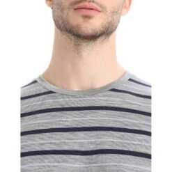 Icebreaker Wave T-Shirt Herren - Metro Hthr/Midnight Navy/Stripe -Deutschland Icebreaker Verkaufs-Shop icebreaker mens wave short sleeve tee metro hthr midnight navy stripe 6 1383390