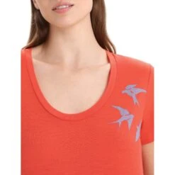 Icebreaker Tech Lite II Swarming Shapes Scoop T-Shirt Damen - Vibrant Earth -Deutschland Icebreaker Verkaufs-Shop icebreaker womens tech lite ii swarming shapes scoop t shirt vibrant earth 6 1382326